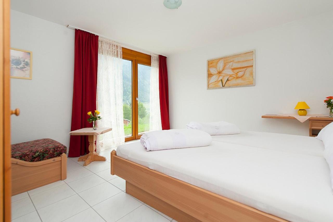 Hotel Cuntera Curaglia Cameră foto